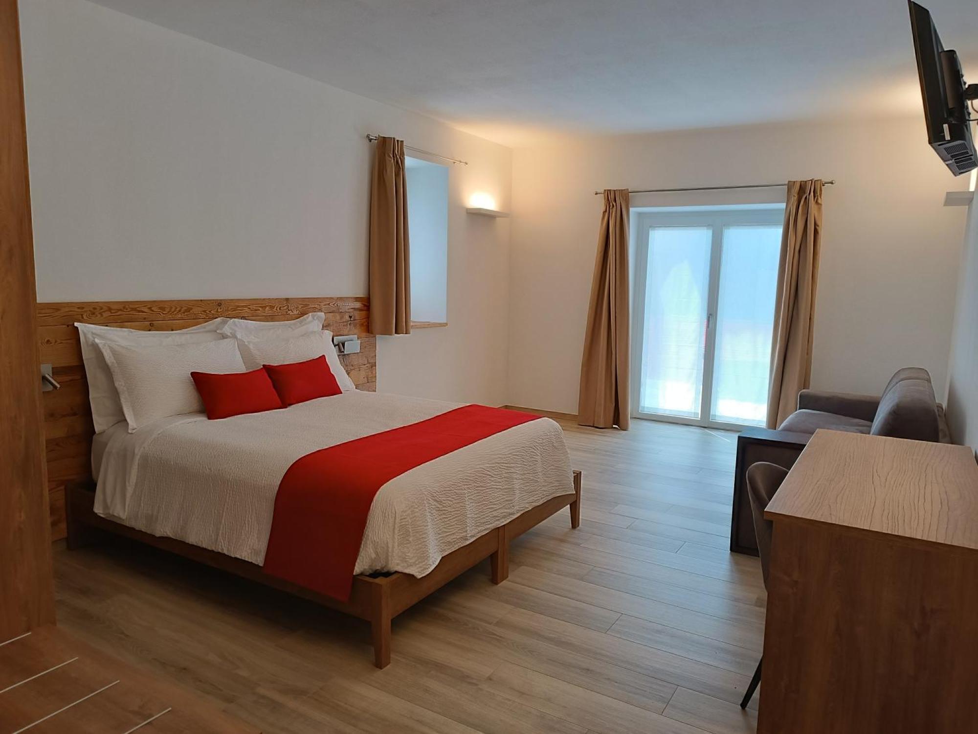 Bed and Breakfast Casa Novecentosei Sonico Exterior foto